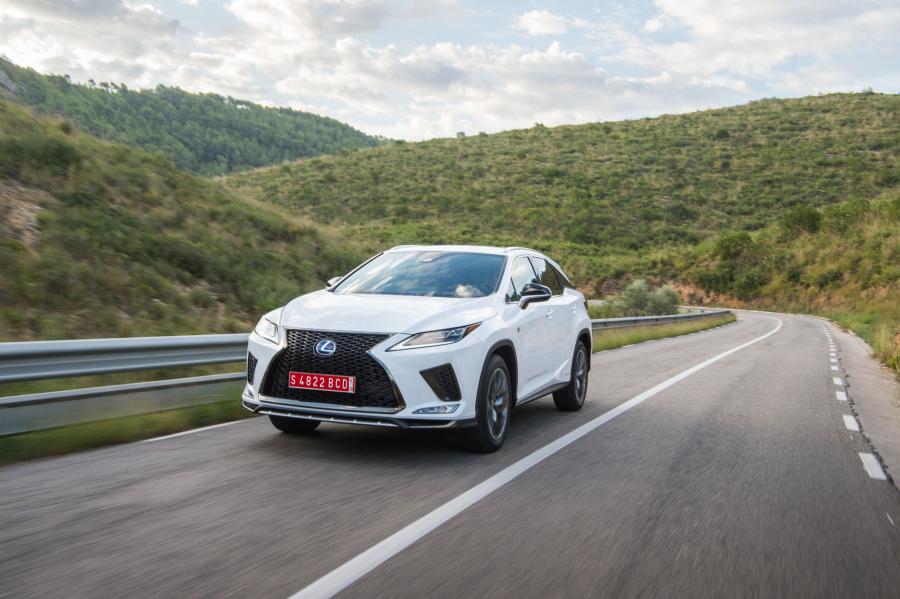  Lexus RX450h F-Sport 2019 года  (WW) (фото 23 из 42)